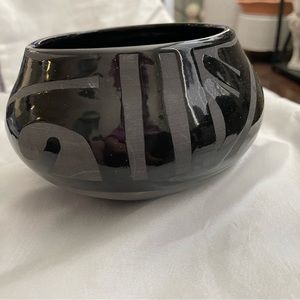 Santa Clara pottery unsigned